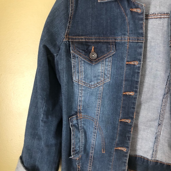 Women’s Jean Jacket - Picture 3 of 6